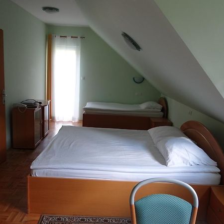 Rooms Hochkraut Celje Exteriör bild