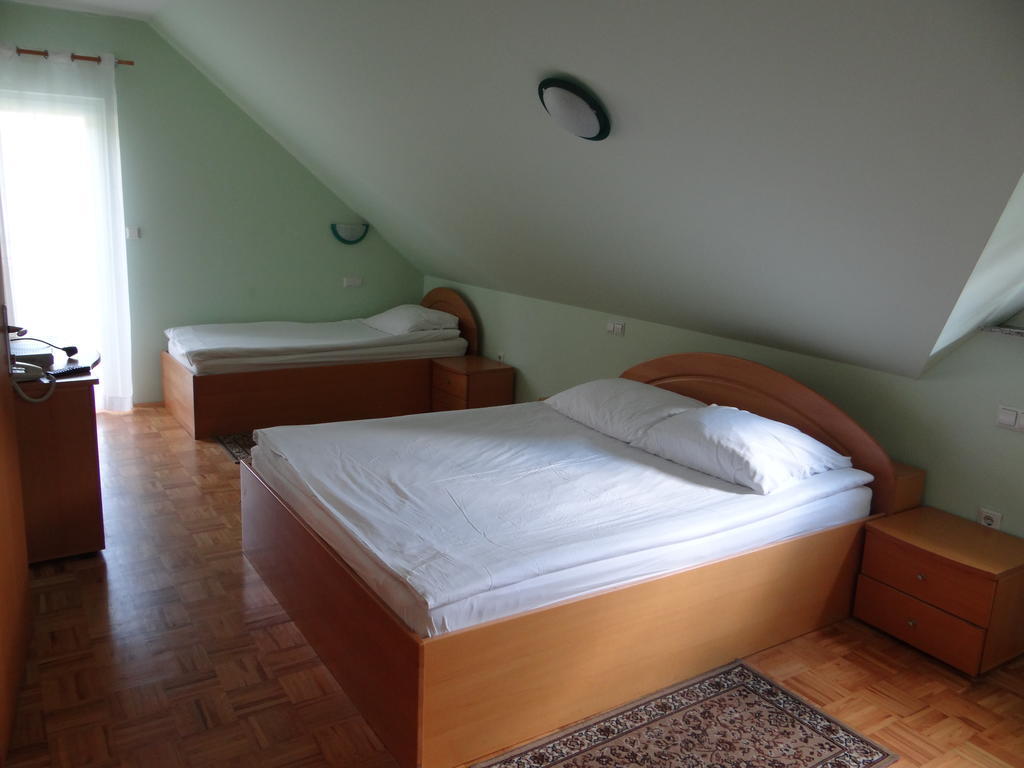 Rooms Hochkraut Celje Rum bild